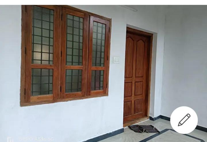 Sree Paramahamsa Holiday home